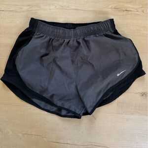 Women’s size medium Nike running shorts gray